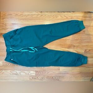 Hunter green figs scrub pants